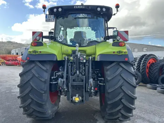 CLAAS ARION 650 CIS+ - Photo 6