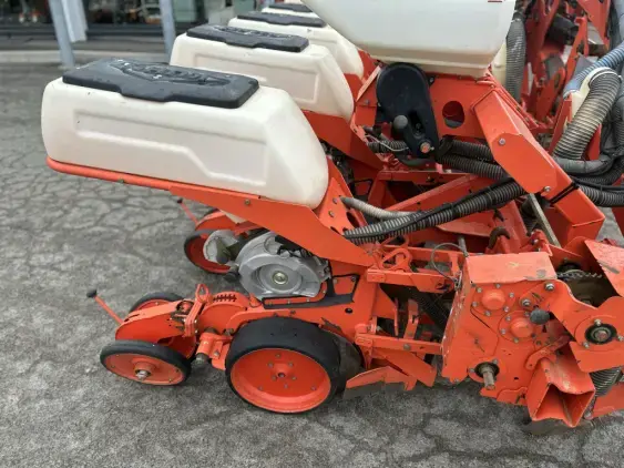 KUHN Maxima - Photo 9