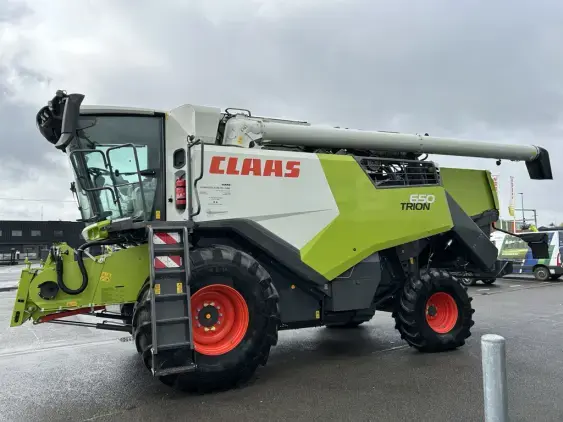 CLAAS Trion 650 - Photo 4