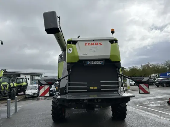 CLAAS Trion 650 - Photo 6