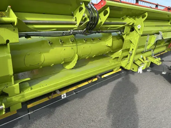 CLAAS V1380 - Photo 9
