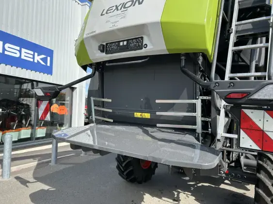 CLAAS Lexion 5300 - Photo 17