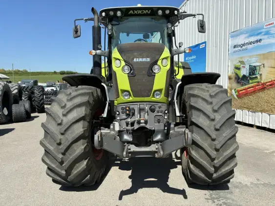 CLAAS AXION 810 - Photo 2
