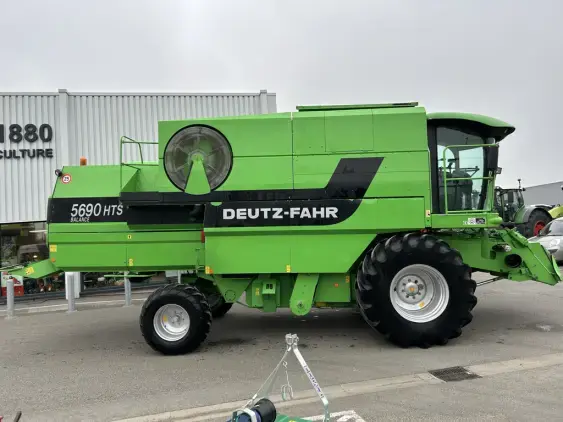 DEUTZ FAHR 5690 HTS balance  - Photo 9