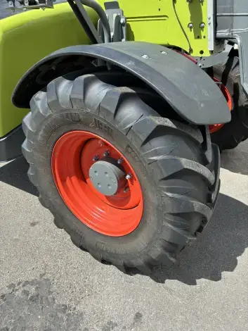 CLAAS SCORPION 742 - Photo 12