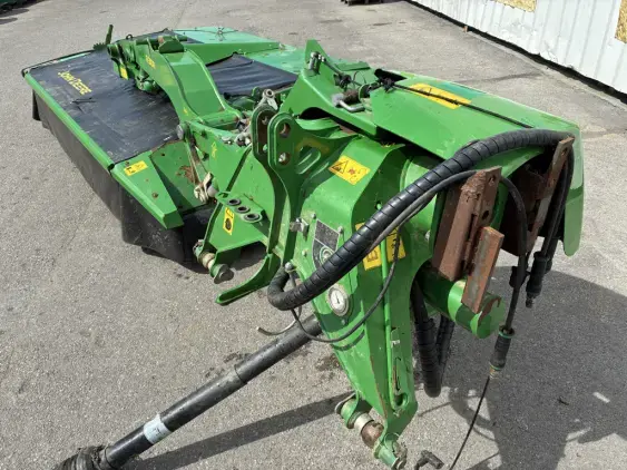 JOHN DEERE R310R  - Photo 3