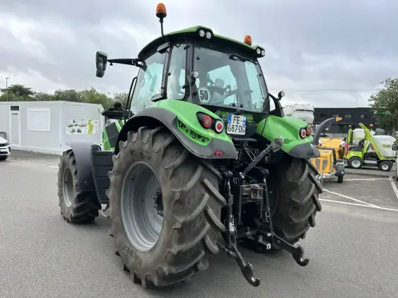 DEUTZ FAHR 6165 RC SHIFT - Photo 5