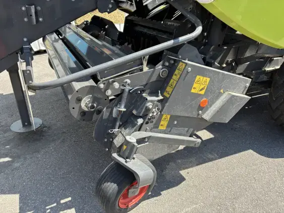 CLAAS QUADRANT 5300 - Photo 7