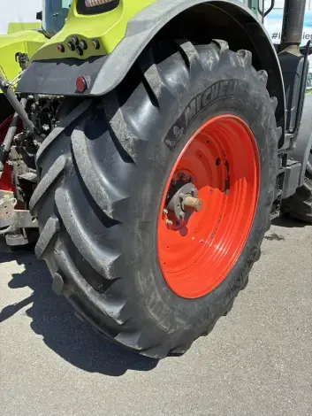 CLAAS ARION 650 CEBIS  - Photo 11