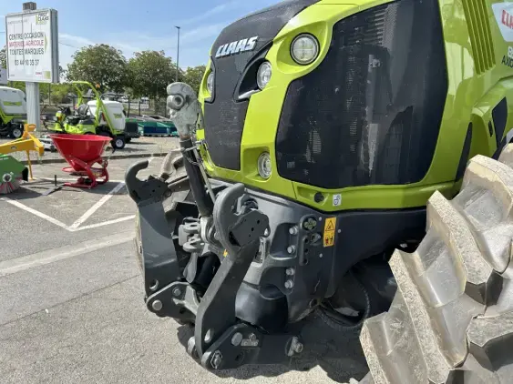 CLAAS AXION 850 - Photo 12