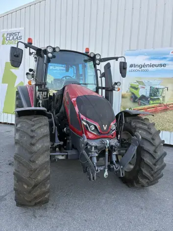 VALTRA G135  active - Photo 6
