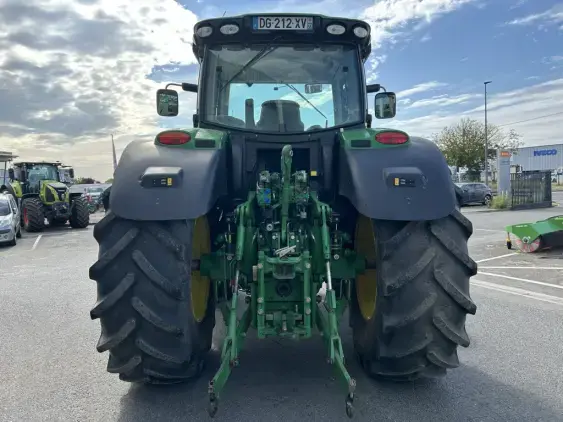 JOHN DEERE 6210R - Photo 6