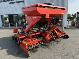 Acheter KUHN    en vente à GUEUDET 1880 BEAUVAIS - CONCESSION CLAAS