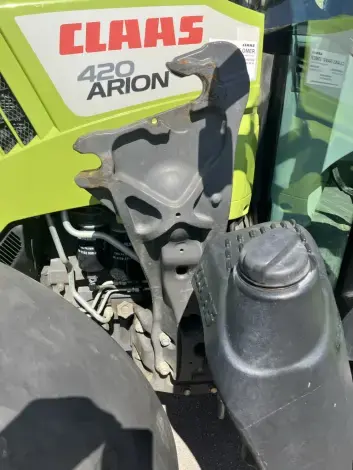 CLAAS ARION 420 - Photo 9