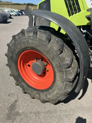 CLAAS ARION 420 - Photo 15