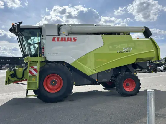 CLAAS TUCANO 570 - Photo 4