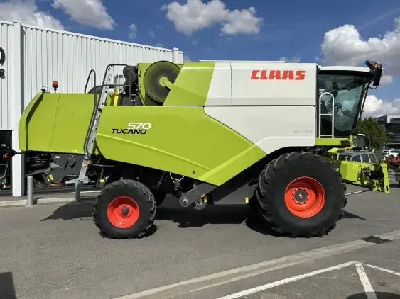 CLAAS TUCANO 570 - Photo 8