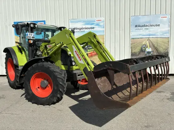 CLAAS ARION 440 - Photo 1