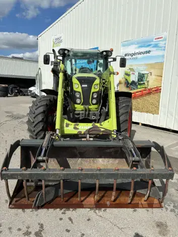 CLAAS ARION 440 - Photo 10