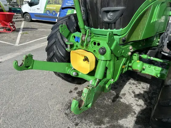 JOHN DEERE 6195M - Photo 10