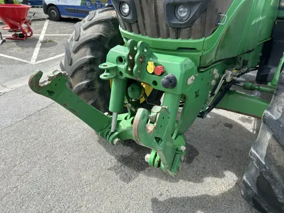 JOHN DEERE 6140M - Photo 11