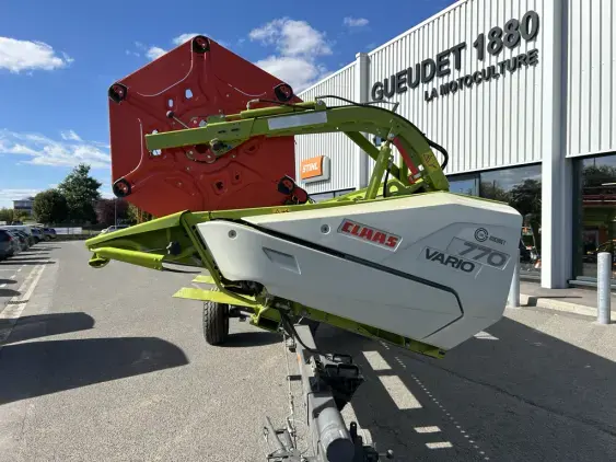 CLAAS Lexion 6700 - Photo 14