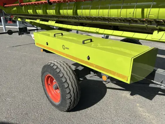 CLAAS Lexion 6700 - Photo 22
