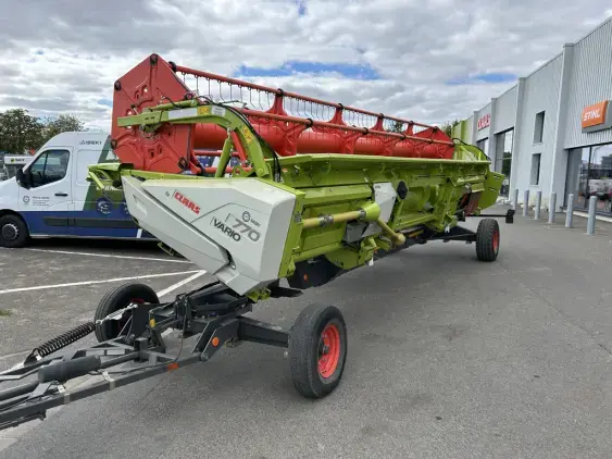 CLAAS Trion 750 - Photo 13
