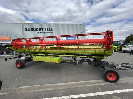 CLAAS Trion 750 - Photo 17