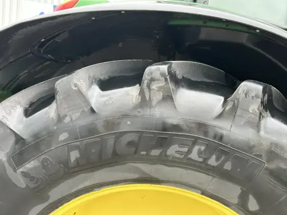 JOHN DEERE 6140M - Photo 13