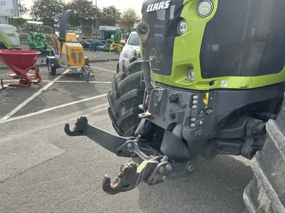 CLAAS AXION 920 CMATIC - Photo 12