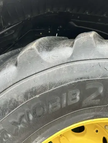 JOHN DEERE 7R 270 - Photo 11