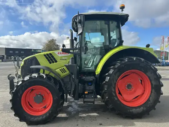 CLAAS ARION 530 - Photo 4
