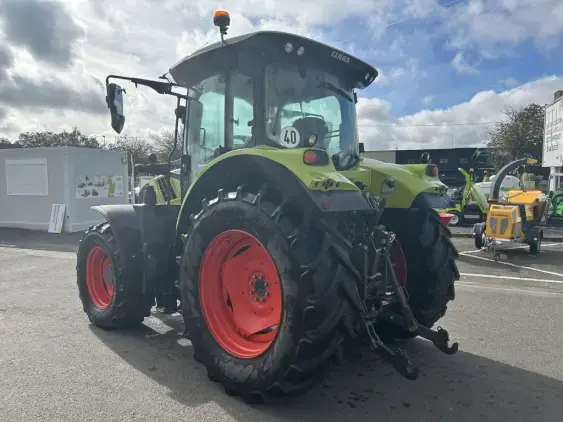 CLAAS ARION 530 - Photo 5