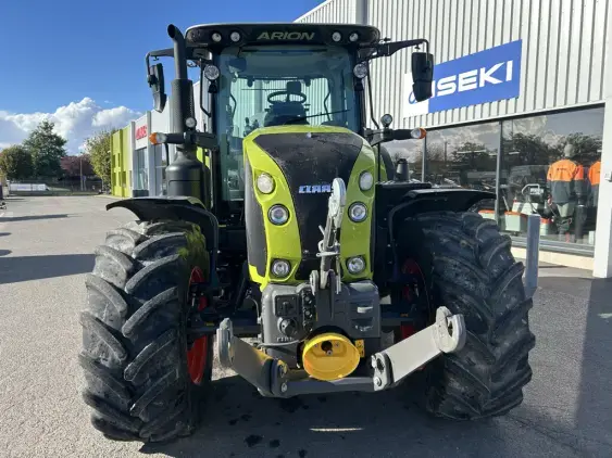 CLAAS ARION 630 - Photo 3
