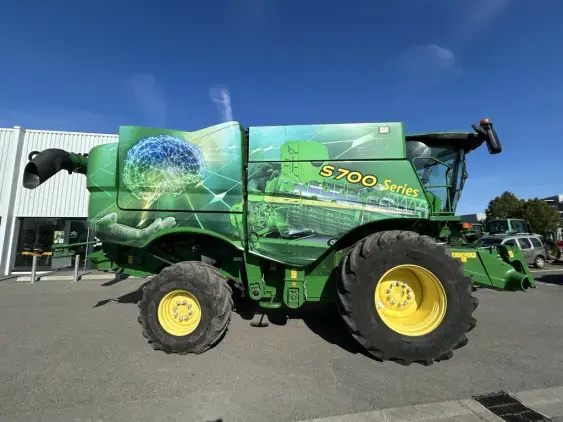 JOHN DEERE JD S780 SERIE - Photo 8