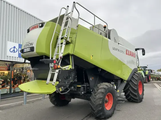 CLAAS LEXION 570 C - Photo 8