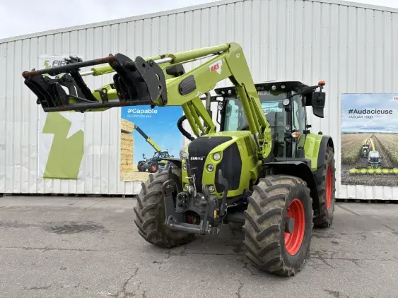 CLAAS ARION 630 HEXA - Photo 6