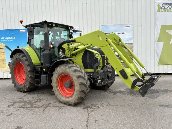 CLAAS ARION 630 HEXA - Photo 11