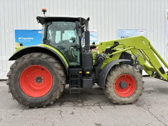 CLAAS ARION 630 HEXA - Photo 15