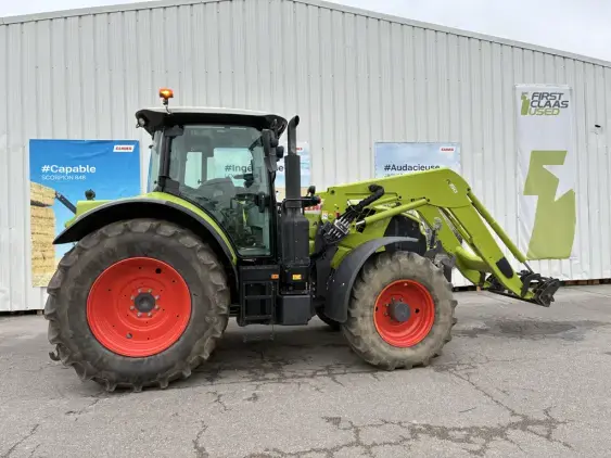 CLAAS ARION 630 HEXA - Photo 16