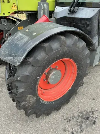 CLAAS SCORPION 741 VARIPOWER - Photo 14