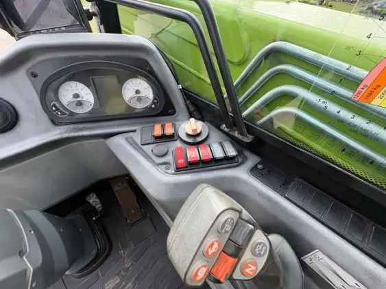 CLAAS SCORPION 741 VARIPOWER - Photo 14
