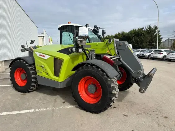 CLAAS SCORPION 741 VARIPOWER - Photo 1
