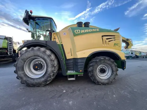 KRONE Big x 780 - Photo 4