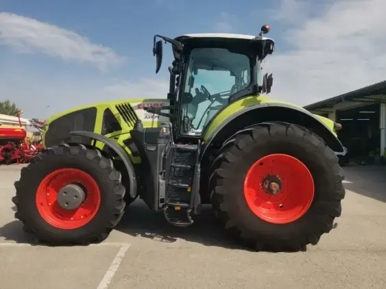CLAAS AXION 920 CIS+ - Photo 5