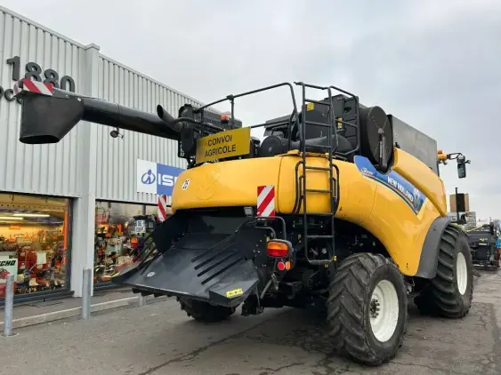 NEW HOLLAND CR 9080 - Photo 7