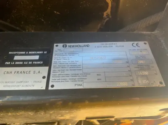 NEW HOLLAND CR 9060 - Photo 24
