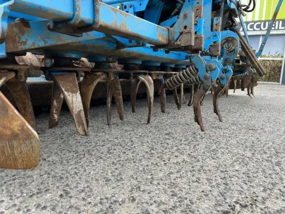 LEMKEN Solitair 9 2007 / Zirkon 10 2014 - Photo 9