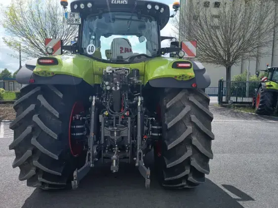 CLAAS AXION 830 CMATIC - Photo 6